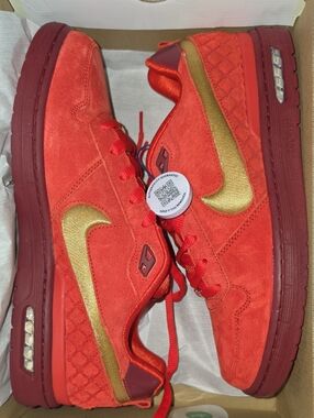 Nike SB Paul Rodriguez Zoom Air Low "Habanero Red and Team Red".